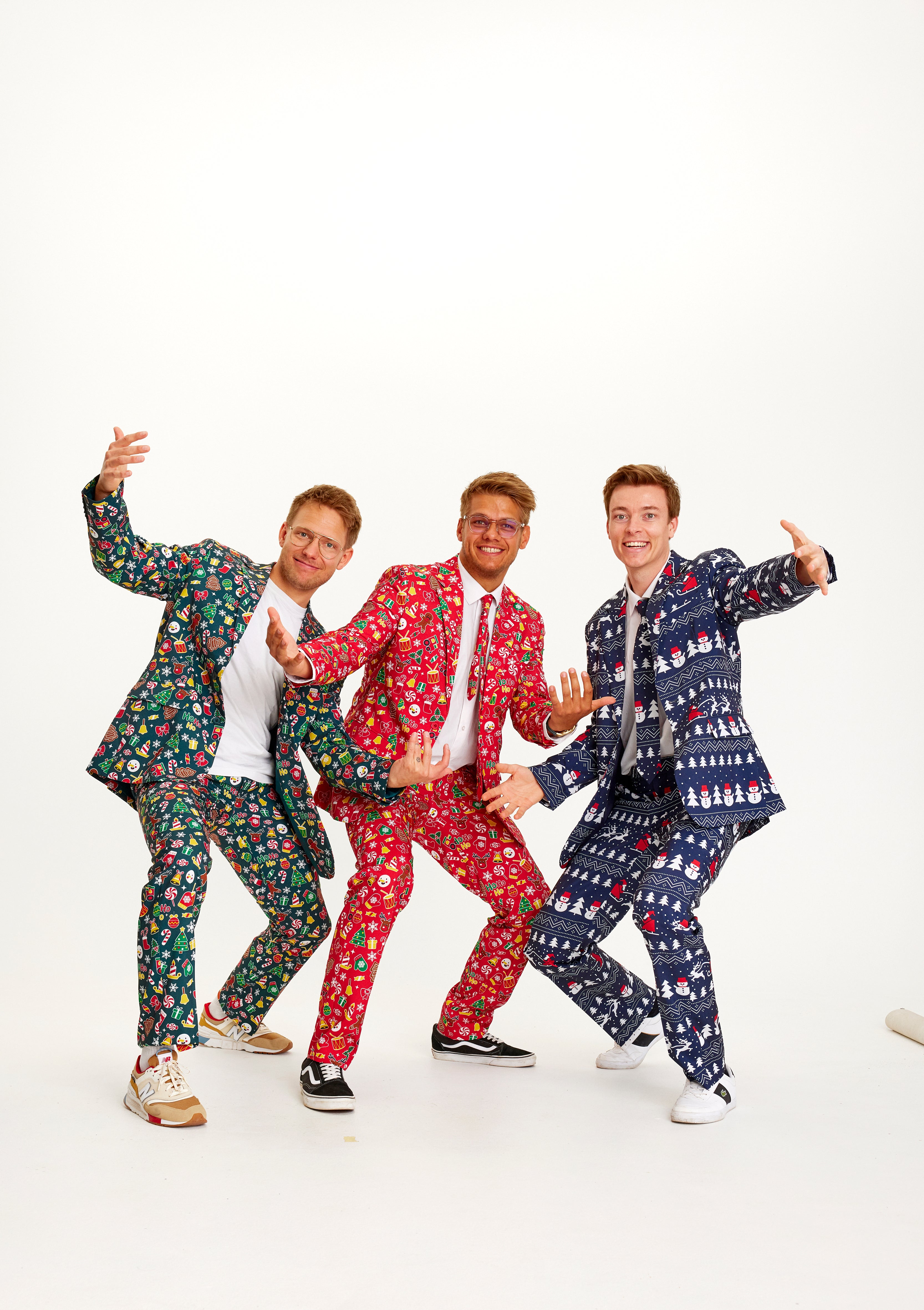 The awesome christmas suit red